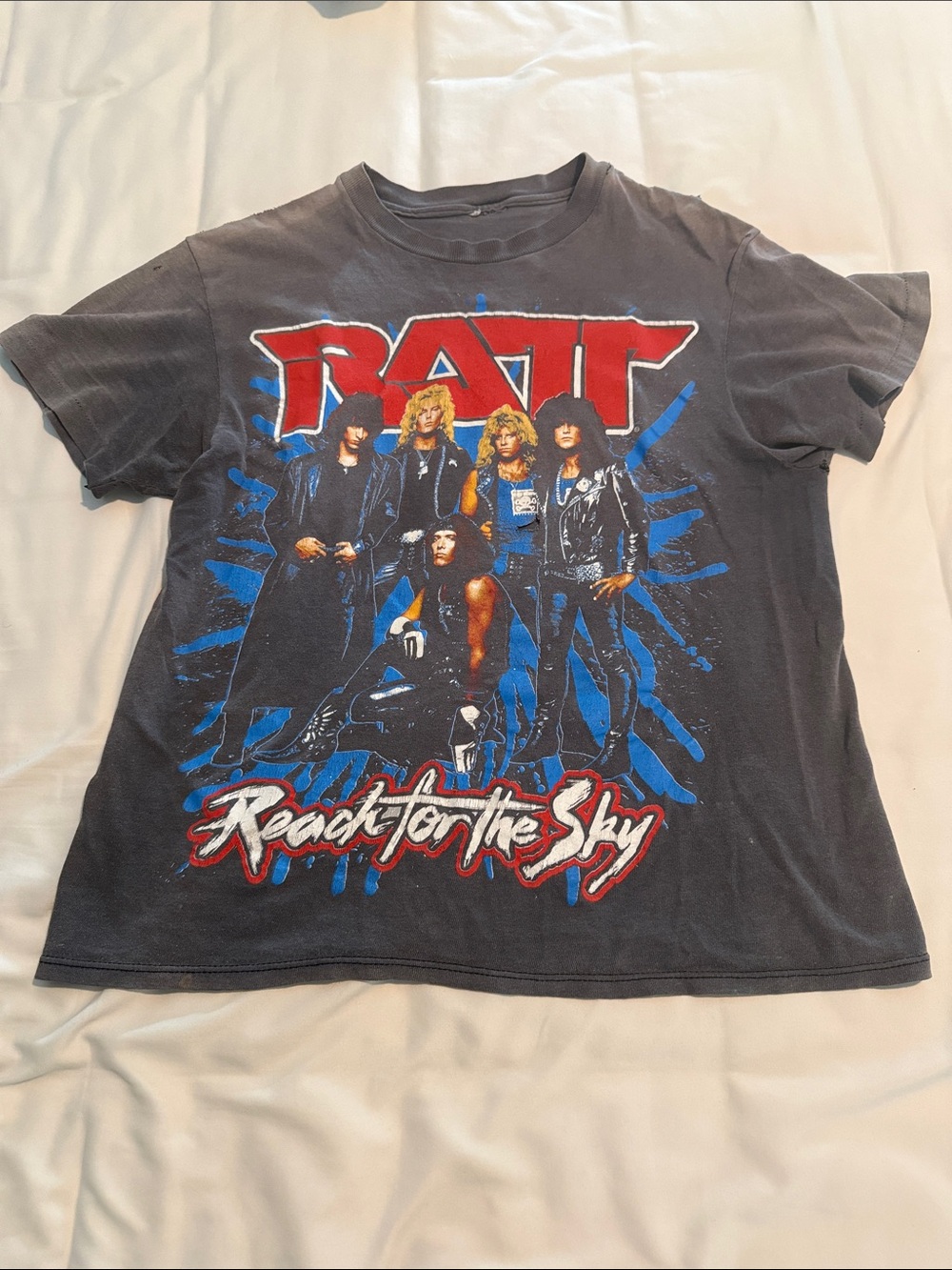 Vintage Ratt tour t shirt size small